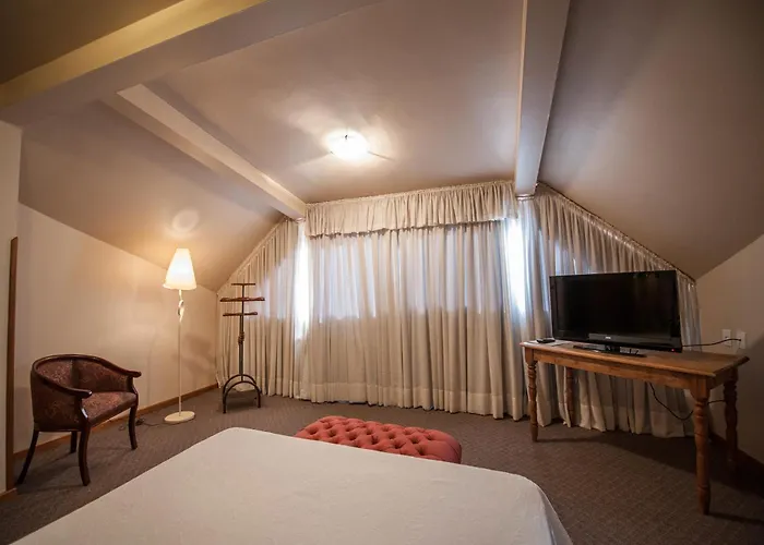Farina Park Hotel
